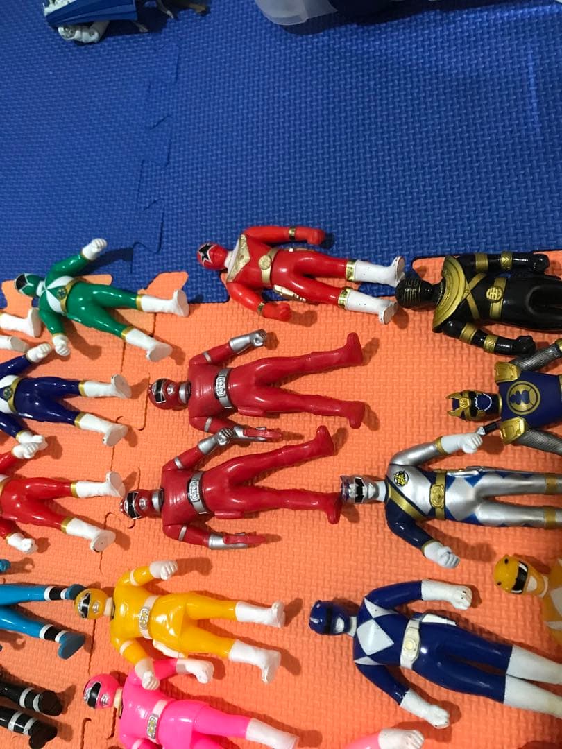 戦隊モノ　ヒーロー　ソフビ　フィギュア　セット