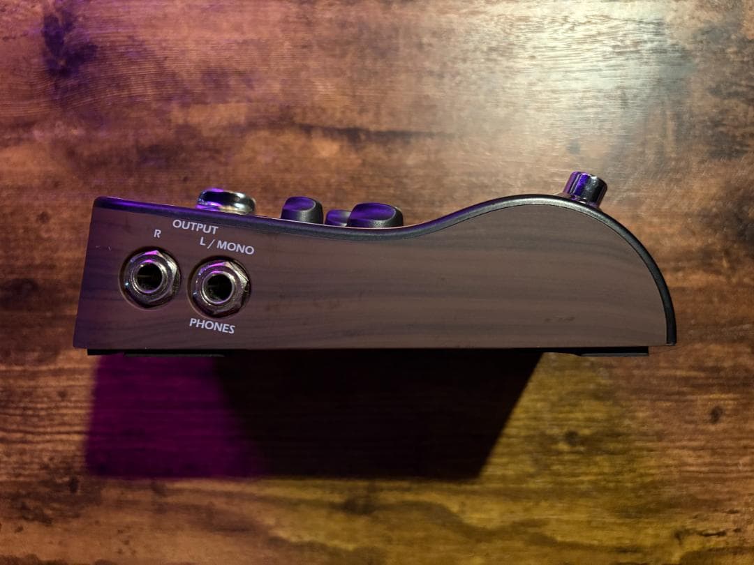 Zoom - AC-2 Acoustic Creator (アコギプリアンプ)