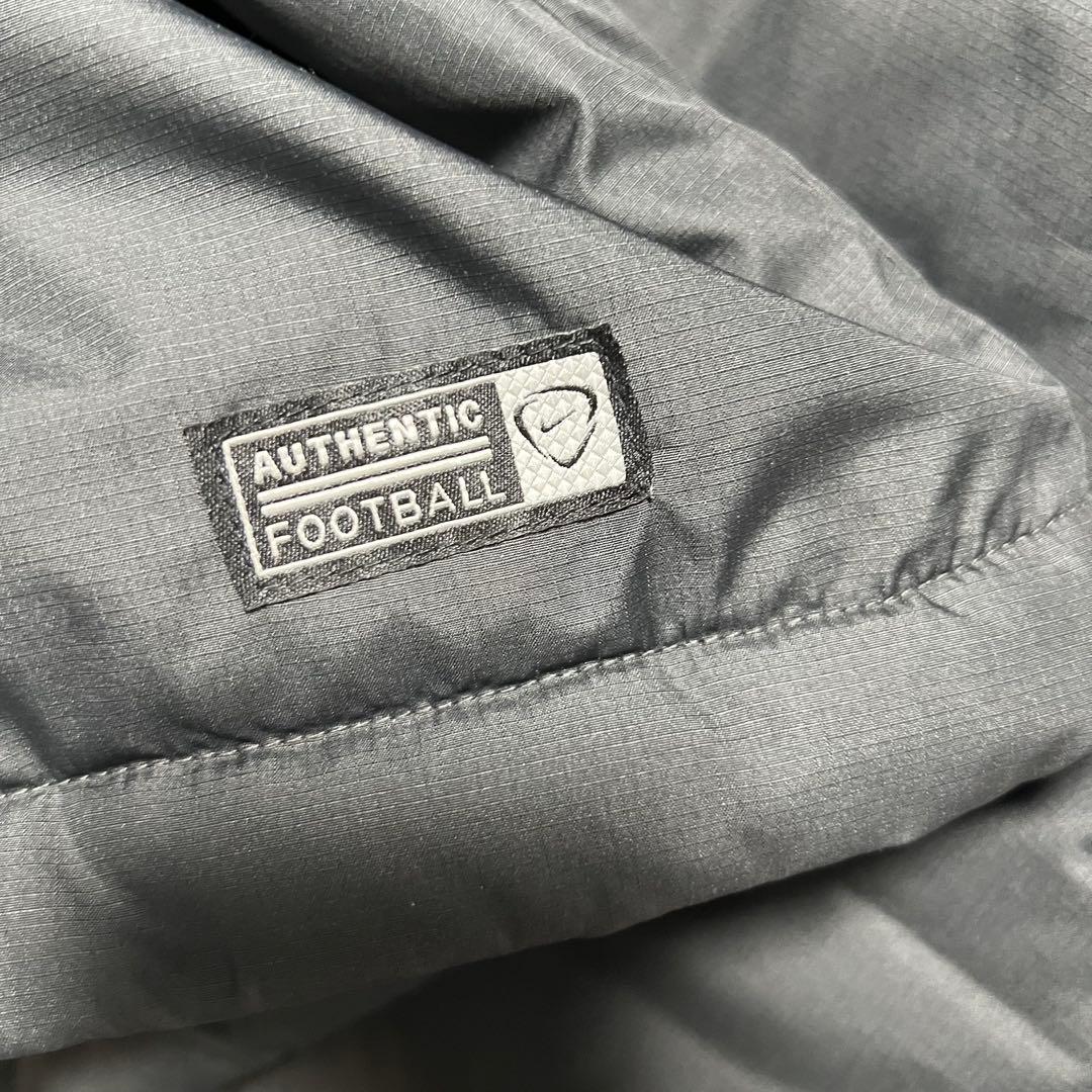 Nike フード付きベンチコート ブラック　黒