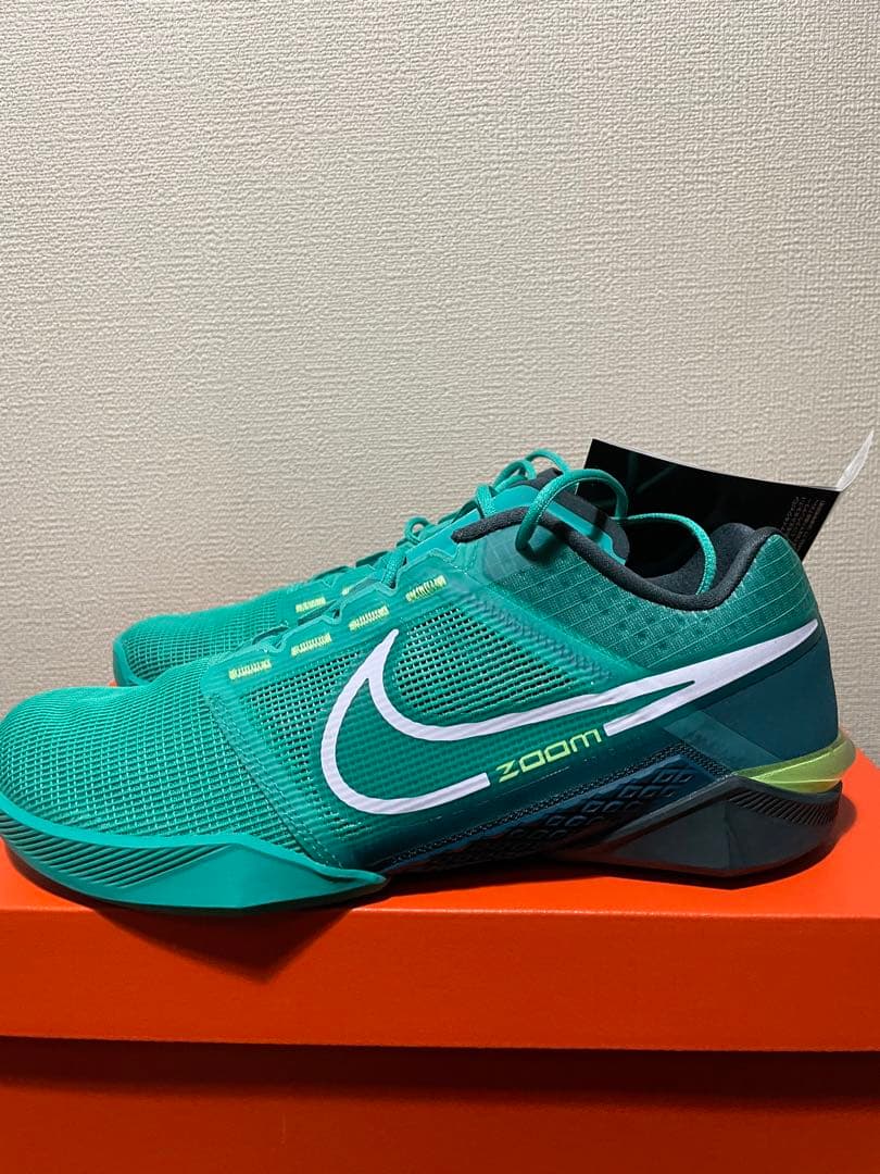 【新品未使用】NIKE ズームメトコンターボ 2