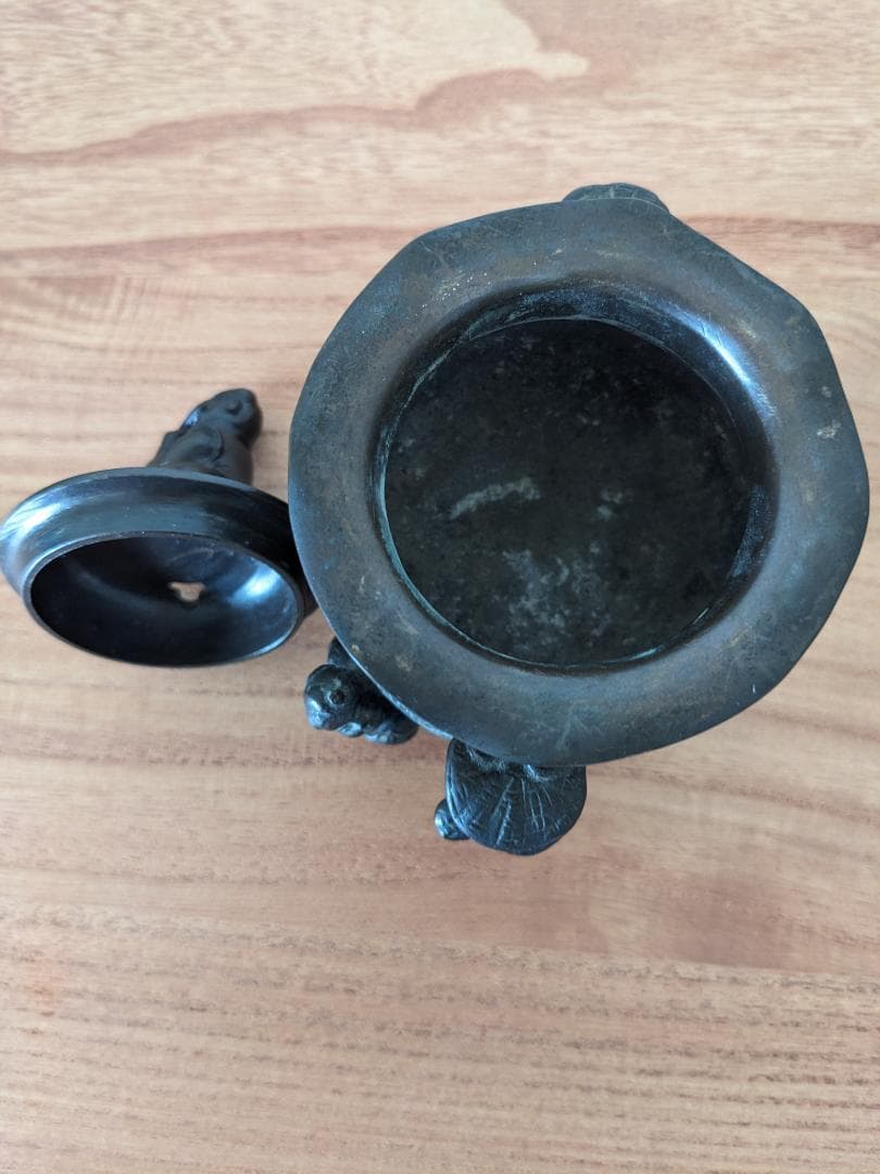 高岡銅器　三足香炉