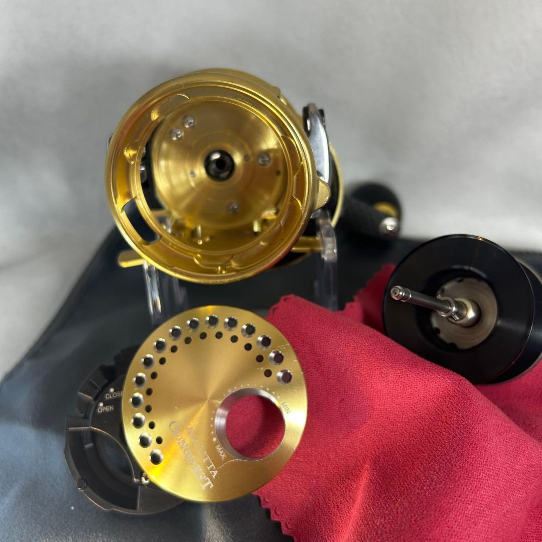 シマノ　15カルカッタコンクエスト201HG ZPIイナーシャロング102mm