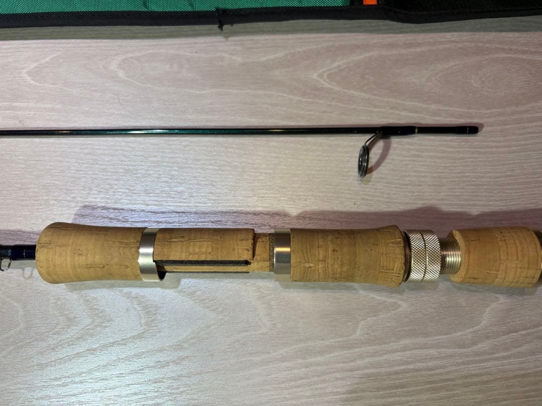 美品！スミス TROUTIN'SPIN FIELDREAM Neue