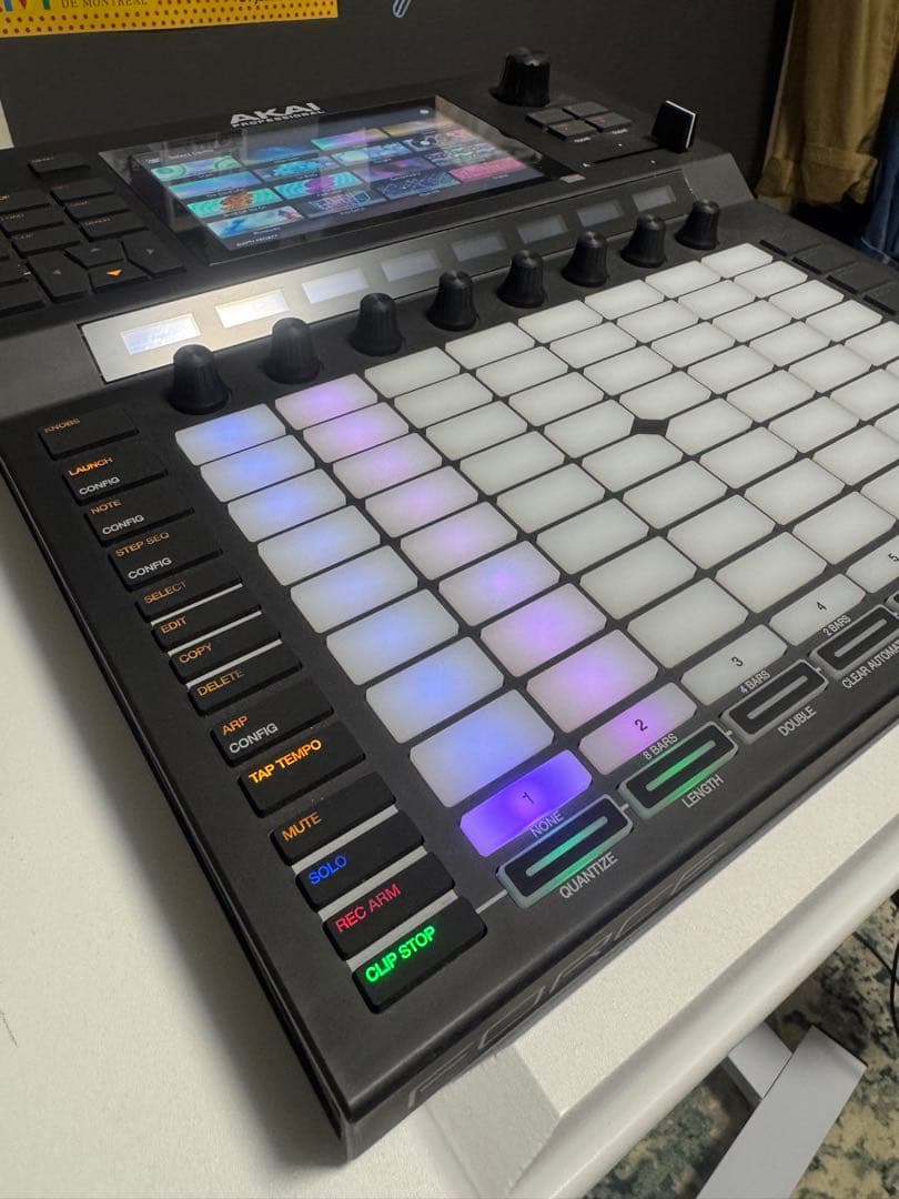 新品同様！★AKAI Professional FORCE DJパフォーマンス