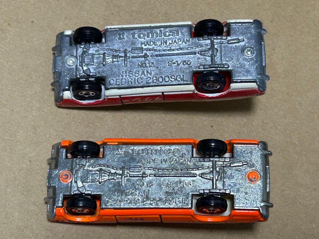 日本製 トミカ ニッサン セドリック タクシー 330型 2台セット