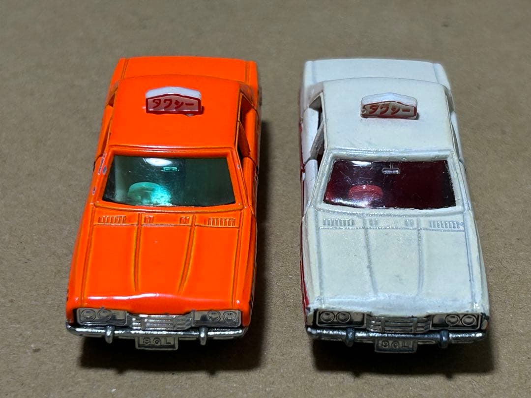 日本製 トミカ ニッサン セドリック タクシー 330型 2台セット