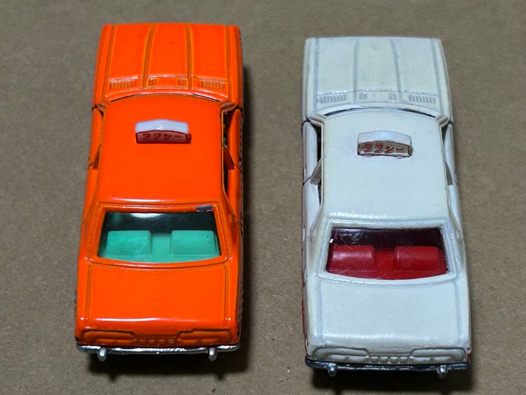 日本製 トミカ ニッサン セドリック タクシー 330型 2台セット