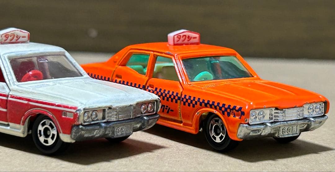 日本製 トミカ ニッサン セドリック タクシー 330型 2台セット