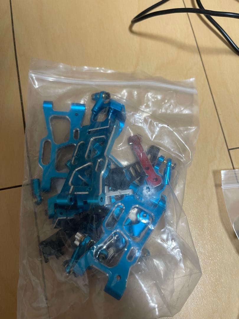 RCカー wltoys 144010と付属品 all in one