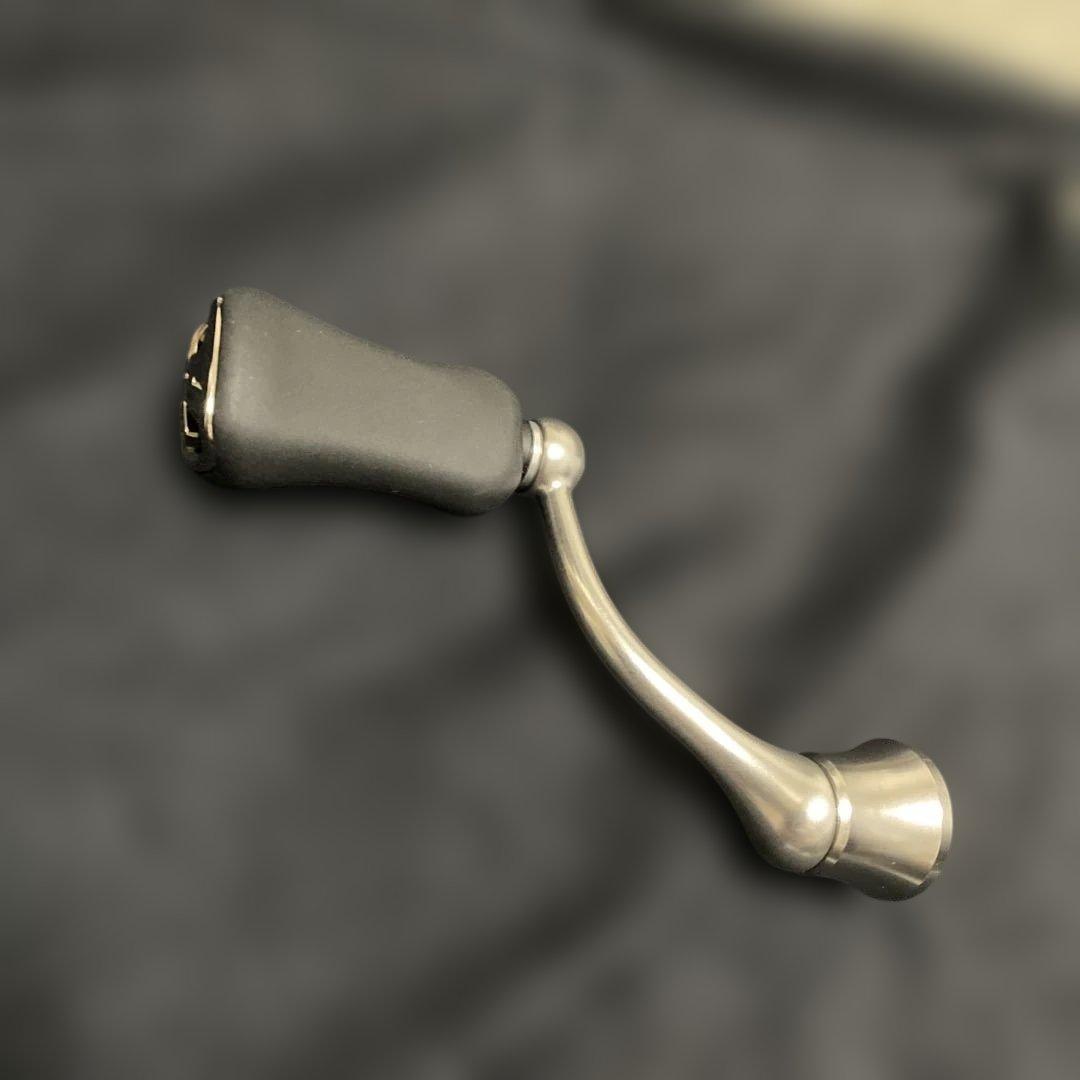 【極美品】ダイワ 24ルビアスLT2000S-P