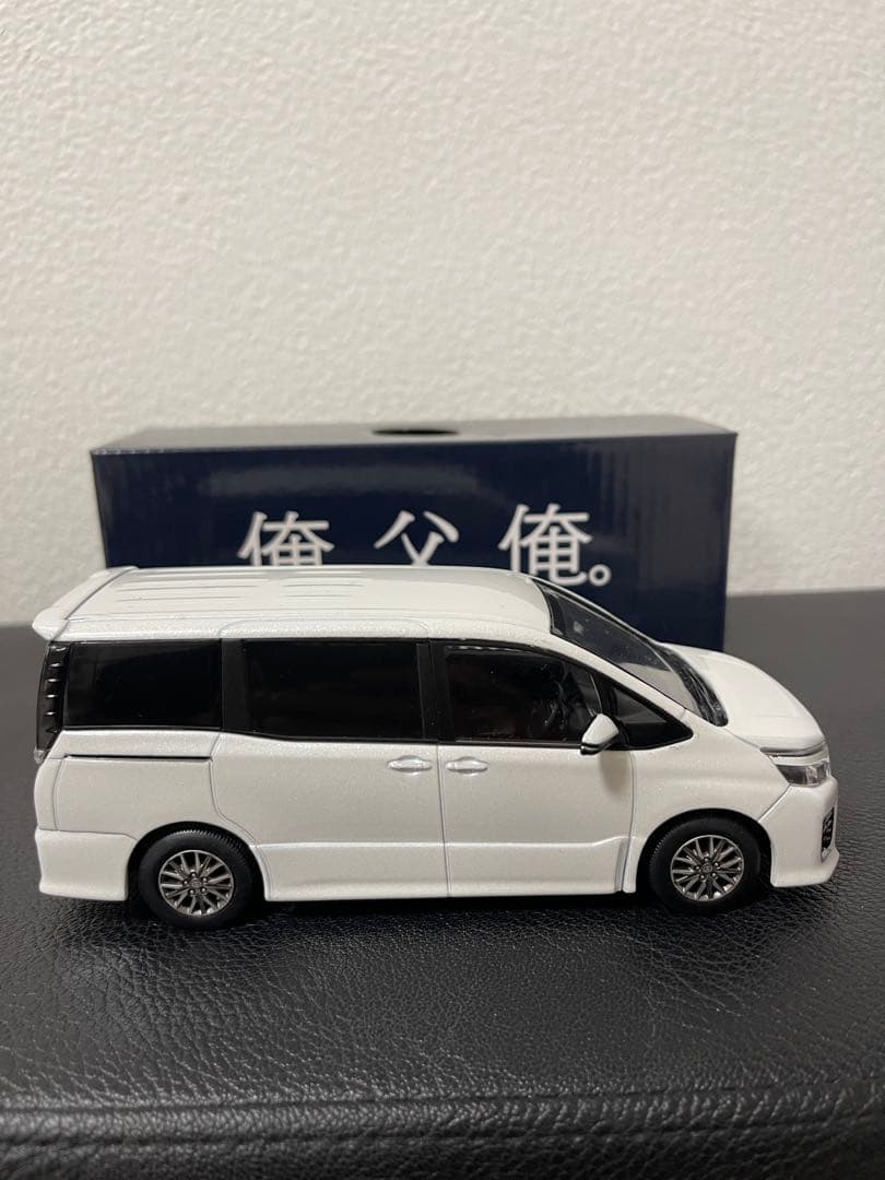 80ヴォクシーミニカー