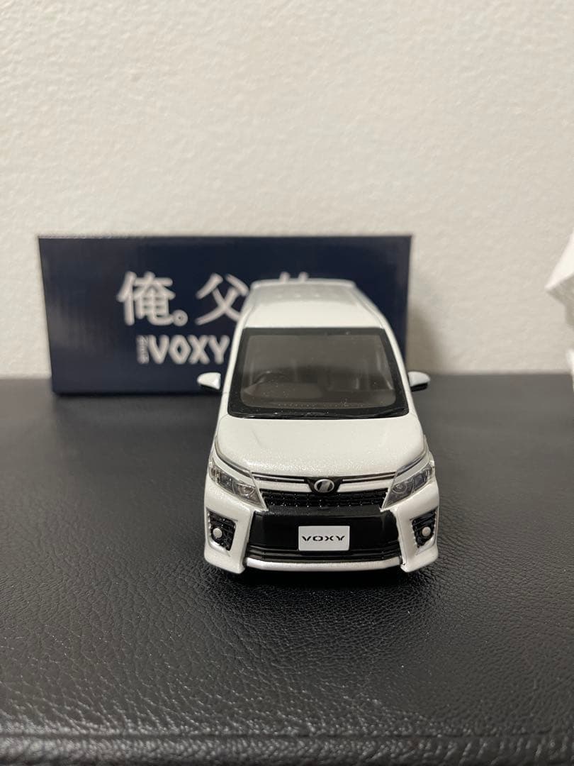 80ヴォクシーミニカー