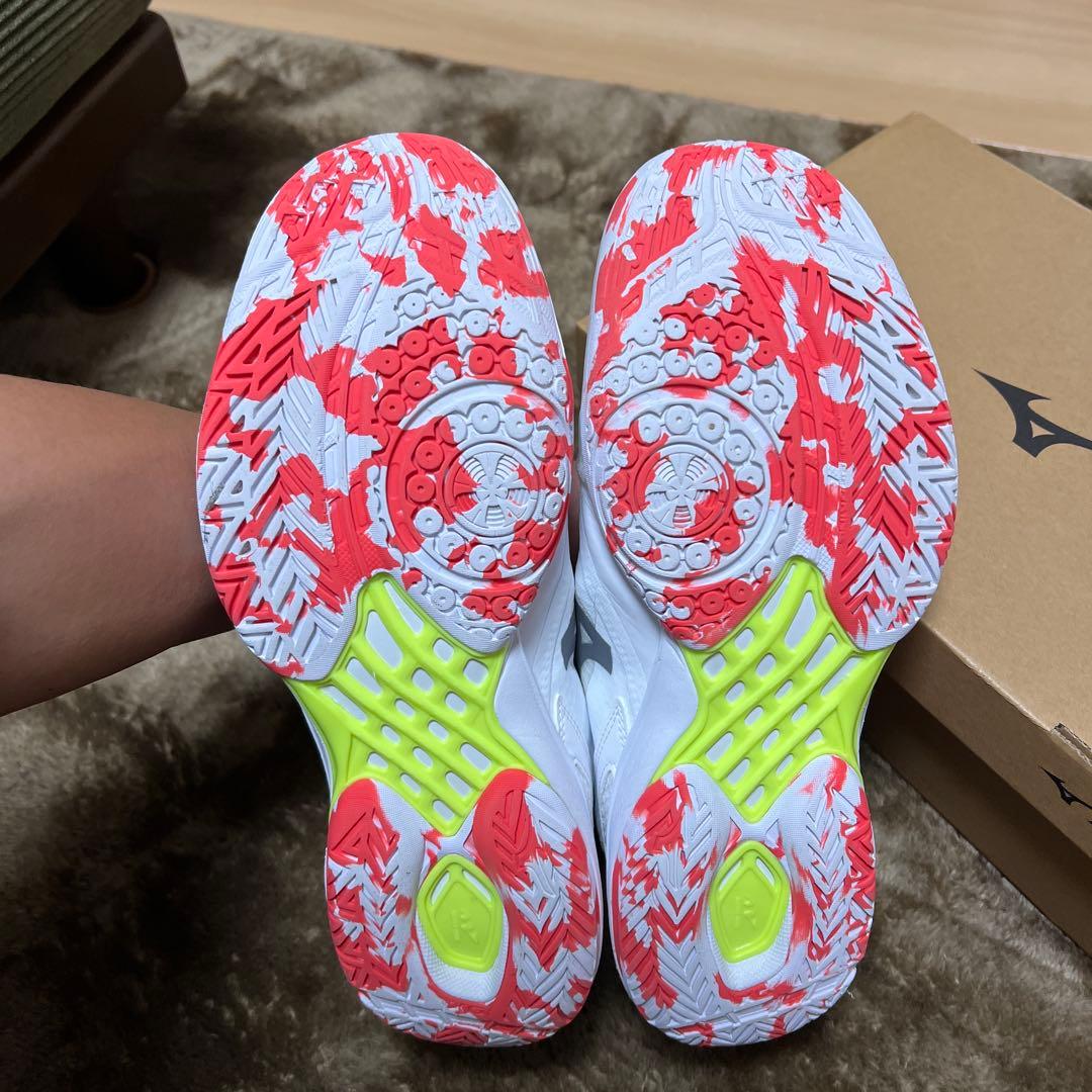 ミズノ　ウェーブクロー3 27.5㎝　　値段相談可