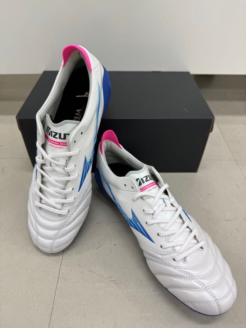 【新品】モレリアネオ4 26.0cm アーバン・エレクトリック・パック