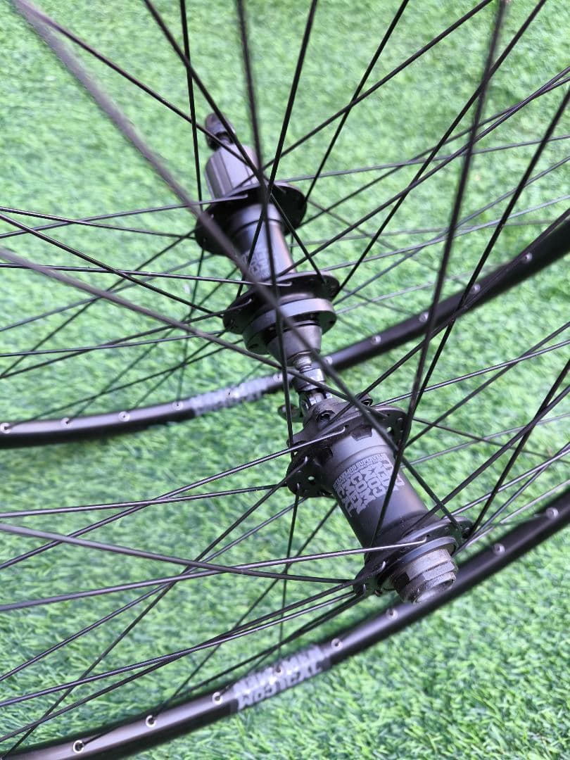 Commencal 27.5インチ MTBホイール 前後セット