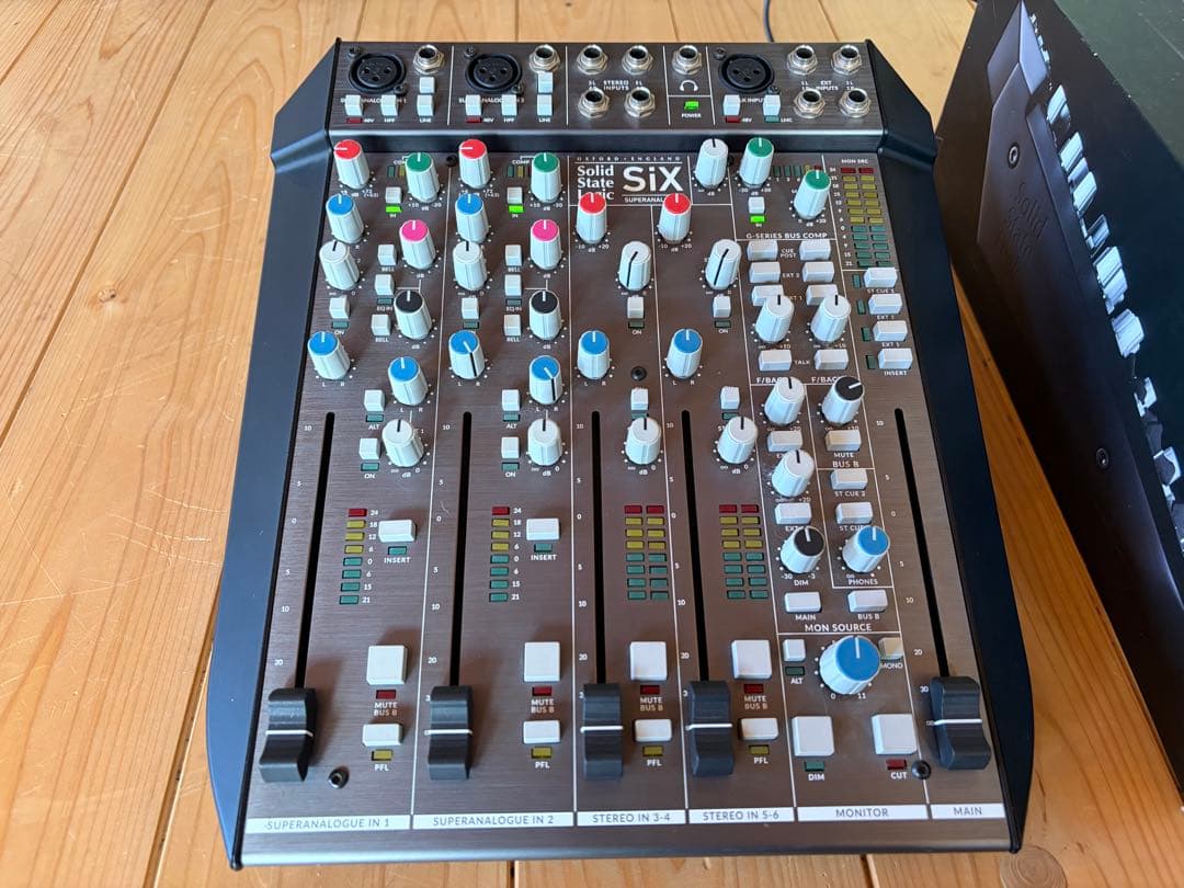 Solid State Logic SiX アナログミキサー