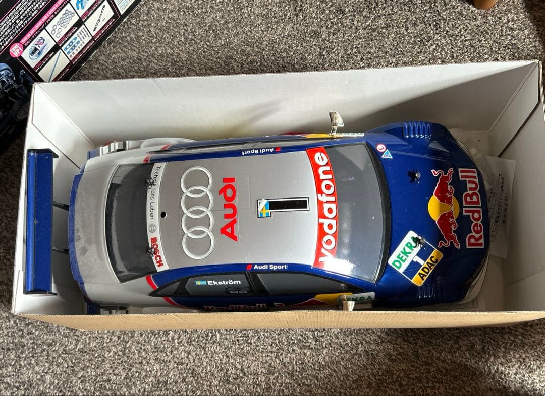 ホビーラジコン Audi A4 DTM 2005