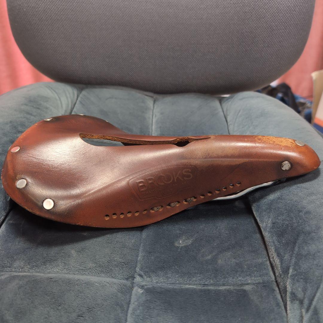 BROOKSのサドル B17