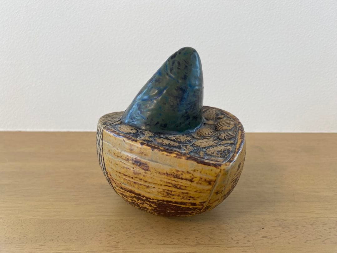 リサラーソン　漁師　Lisa Larson fisherman in boat