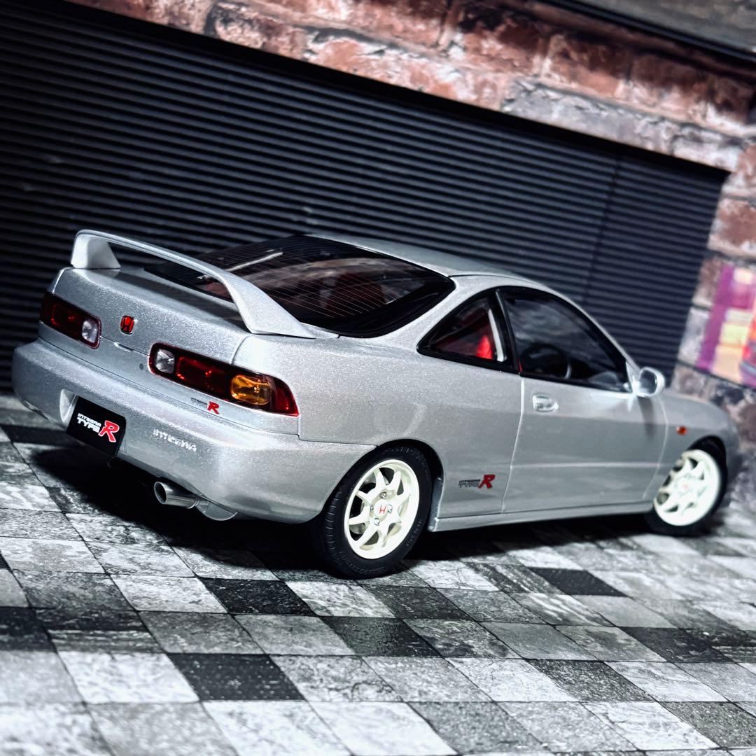 1/18 モーターヘリックス ホンダ インテグラ タイプR DC2 前期型