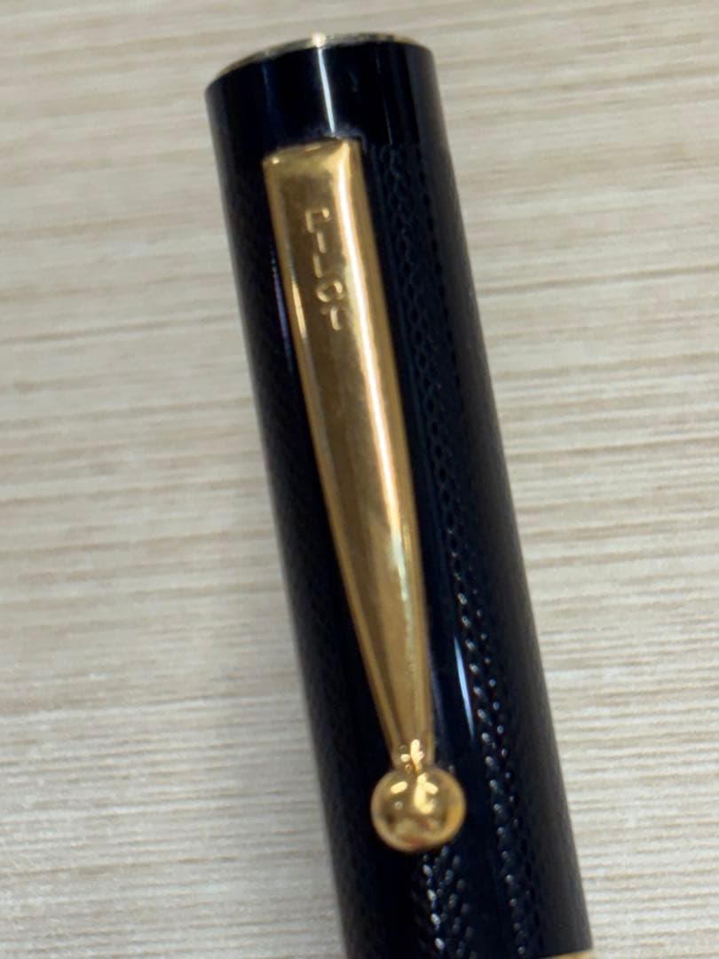 PILOT パイロット　万年筆　CUSTOM72 ペン先14K−585 HM