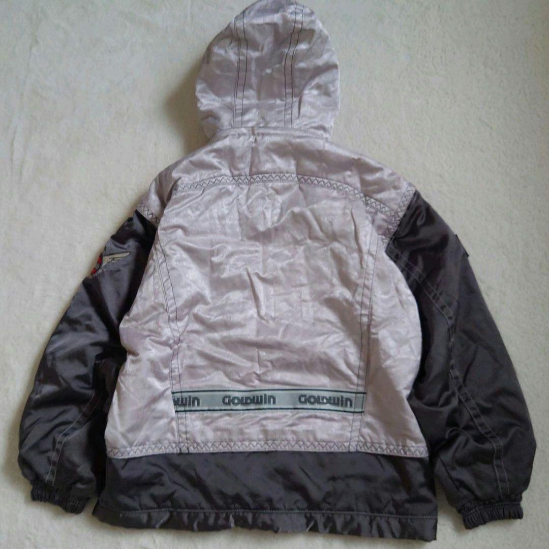 ゴールドウイン スキーウェア 上下セット　シルバー/グレー　160