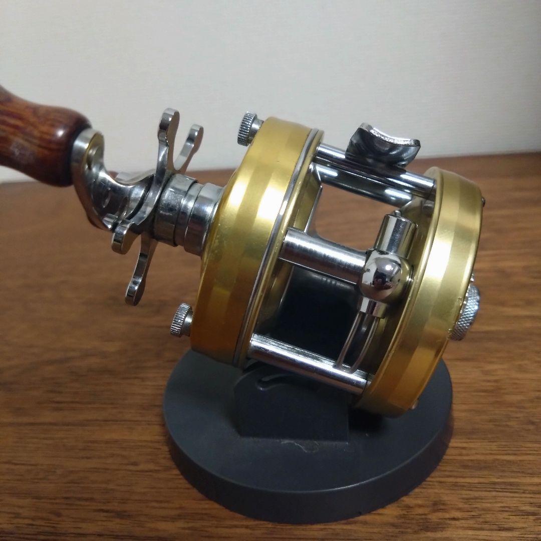 ABU アブガルシア アンバサダー 4501C クラシックゴールド 左巻き