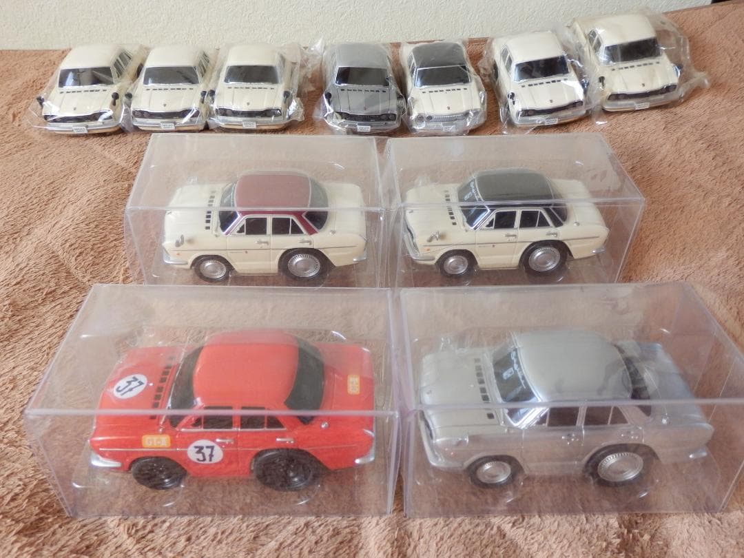 ★新品❤️スカイライン大集合★初代・鉄仮面など★３２台ー８★旧車★大型ミニカー