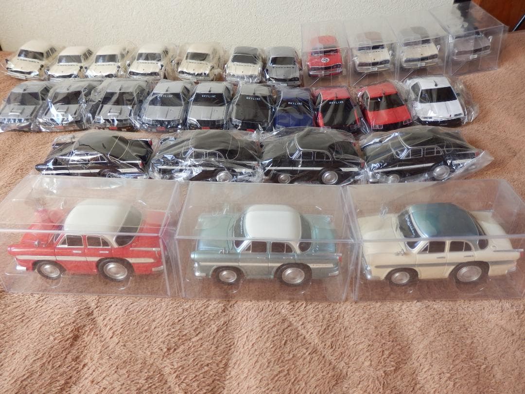 ★新品❤️スカイライン大集合★初代・鉄仮面など★３２台ー８★旧車★大型ミニカー