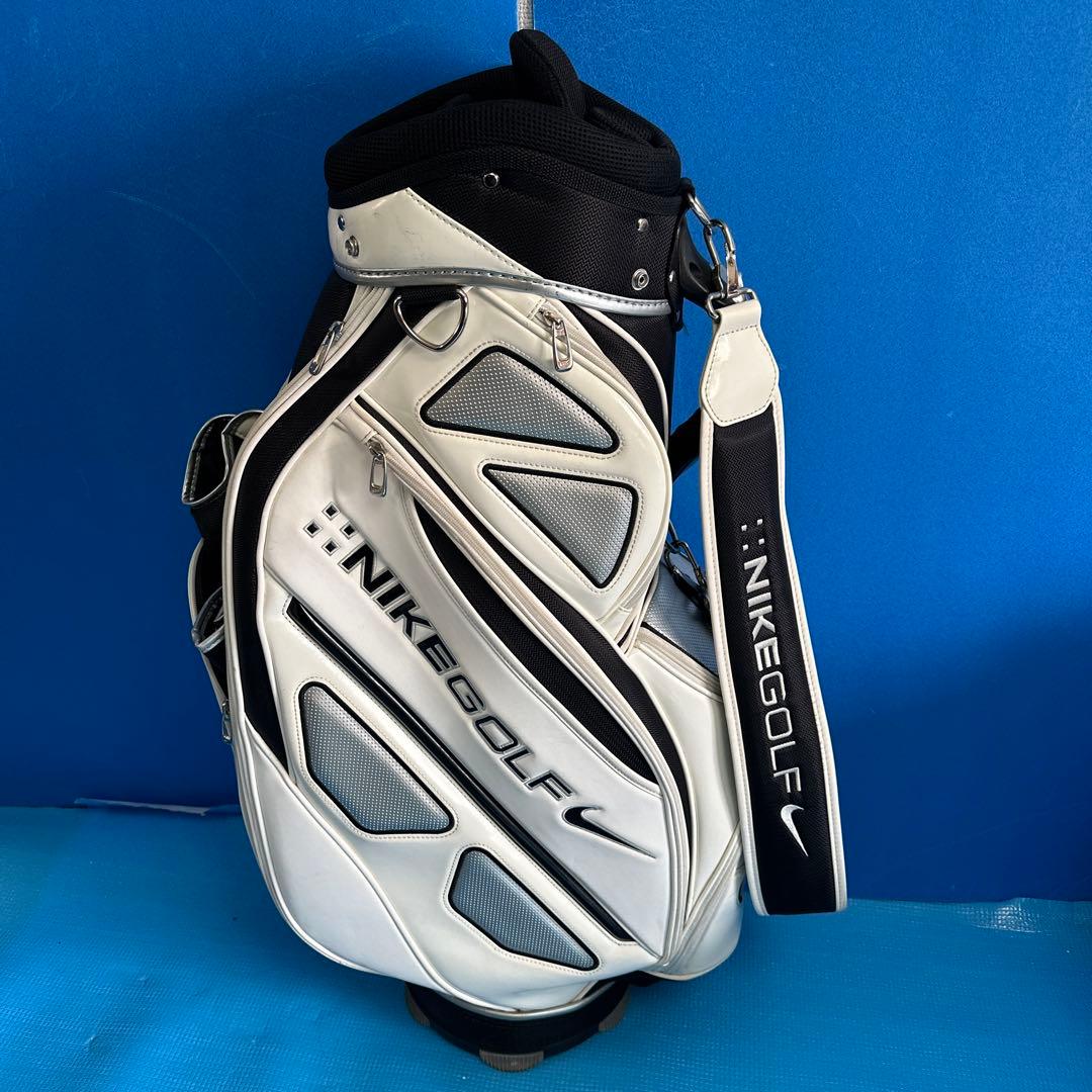NIKE GOLF キャディバッグ ホワイト/ブラック極上美品！
