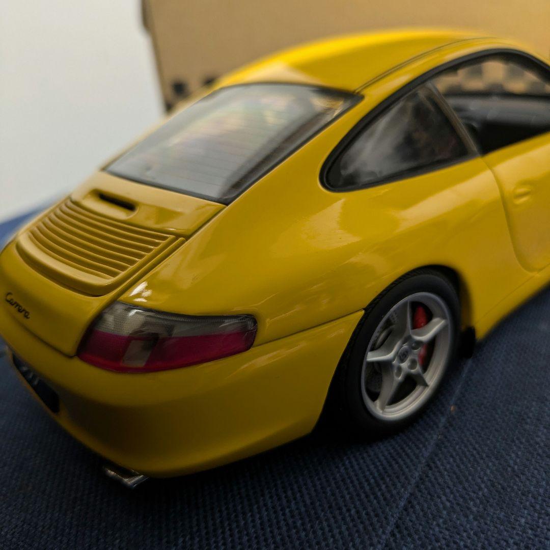 AUTOart　ポルシェ　911 996 1/18 ジャンク　後期