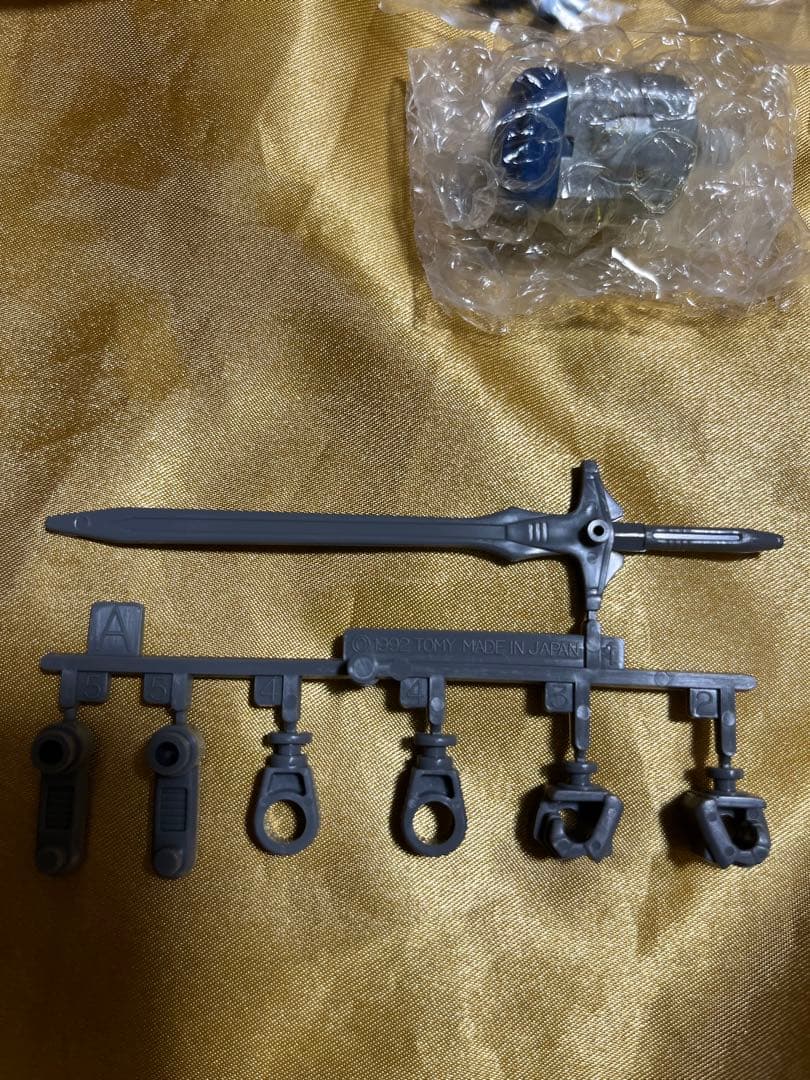 TOMY トミー ギルナ宇宙軍 メタルフット　ゼルガイア　装甲巨神Zナイト