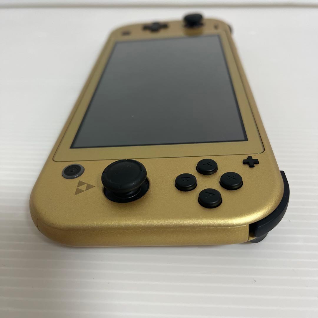 Switchライト　ハイラルエディション