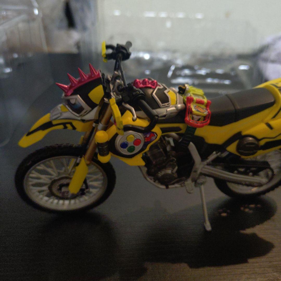 フィギュアーツ 仮面ライダーレーザー バイクゲーマーレベル2