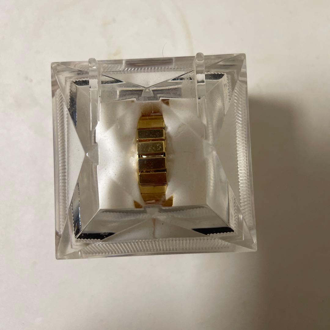 Disneyミッキー　指時計　リングウォッチ　指輪型ウォッチ 値段要相談