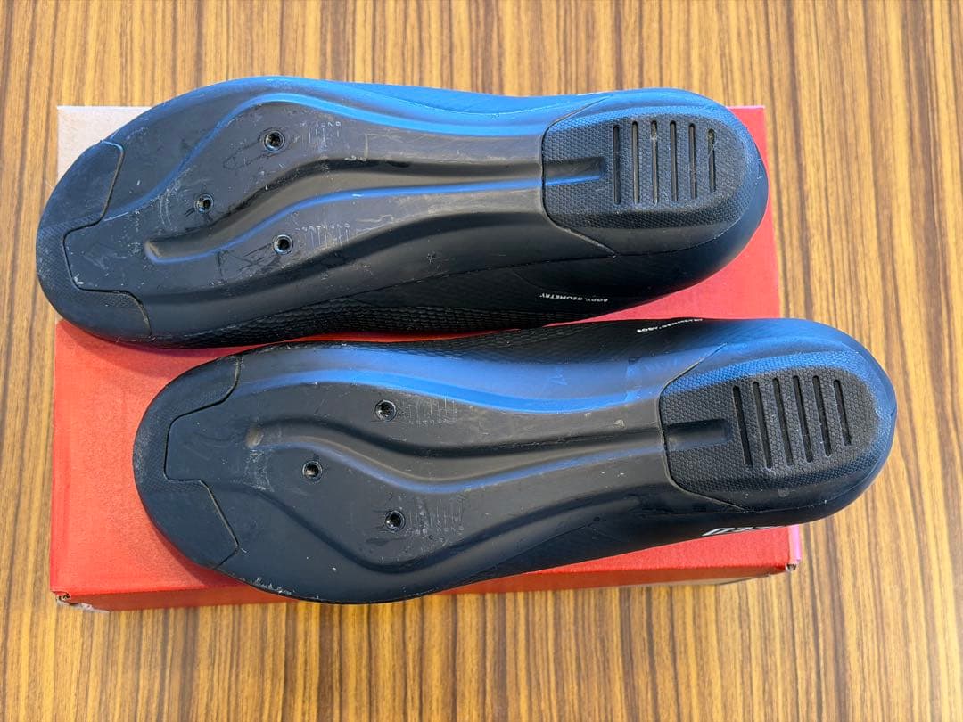 SPECIALIZED Torch 3.0 ブラックシューズ 新品クリート付き