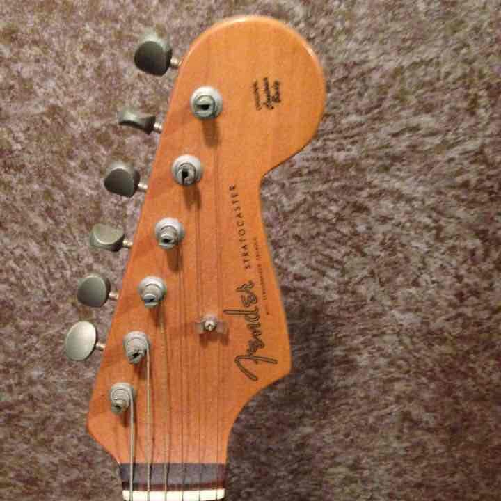 フェンダーメキシコ ストラト