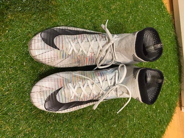 NIKE サッカースパイク　CR7