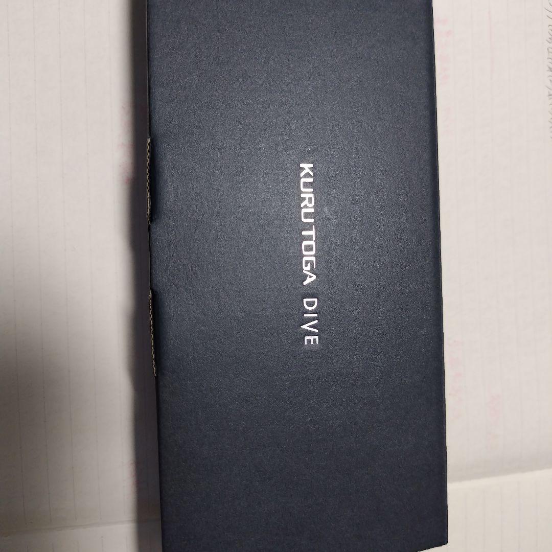 KAWECOのblack、CARANDACHEのgold、KURUTOGAです