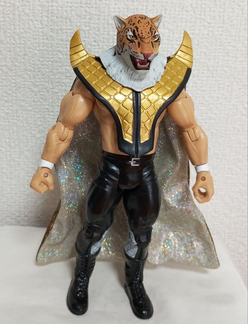 鉄拳 アーマー キング フィギュア タイガーマスク ソフビ 新日本プロレス