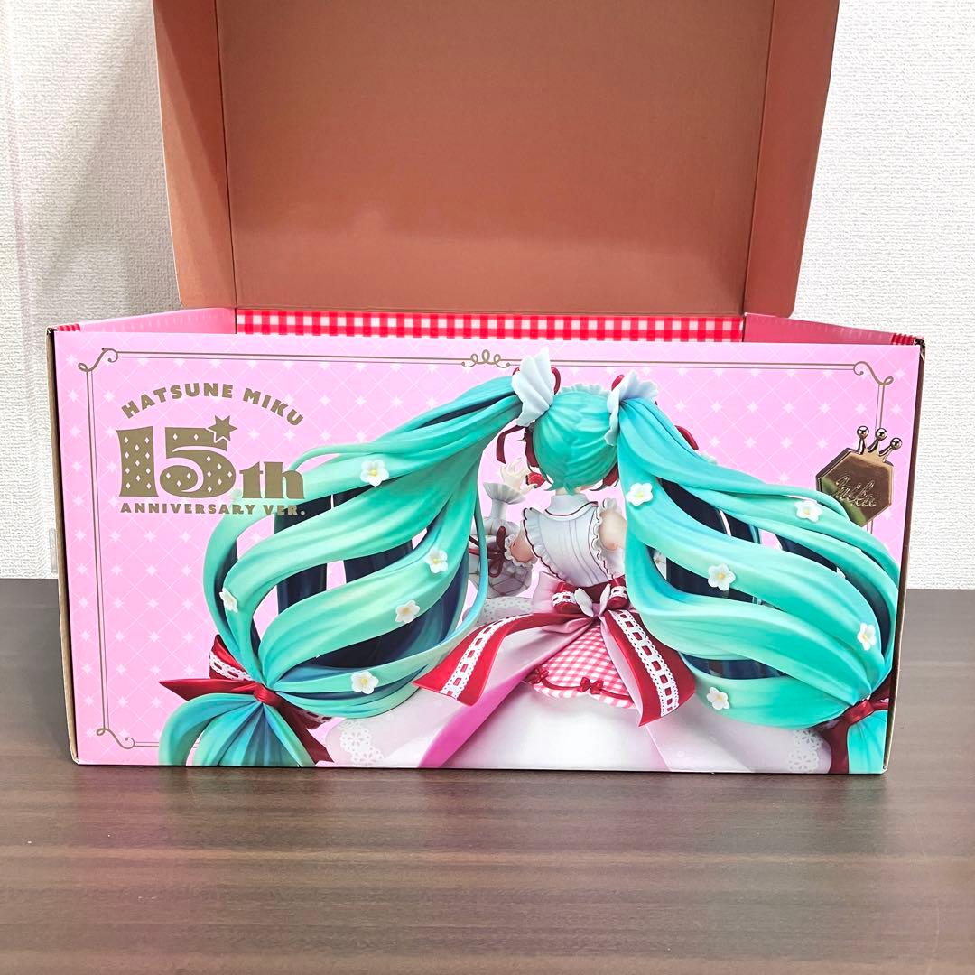 極美品 初音ミク 15th Anniversary Ver. フィギュア