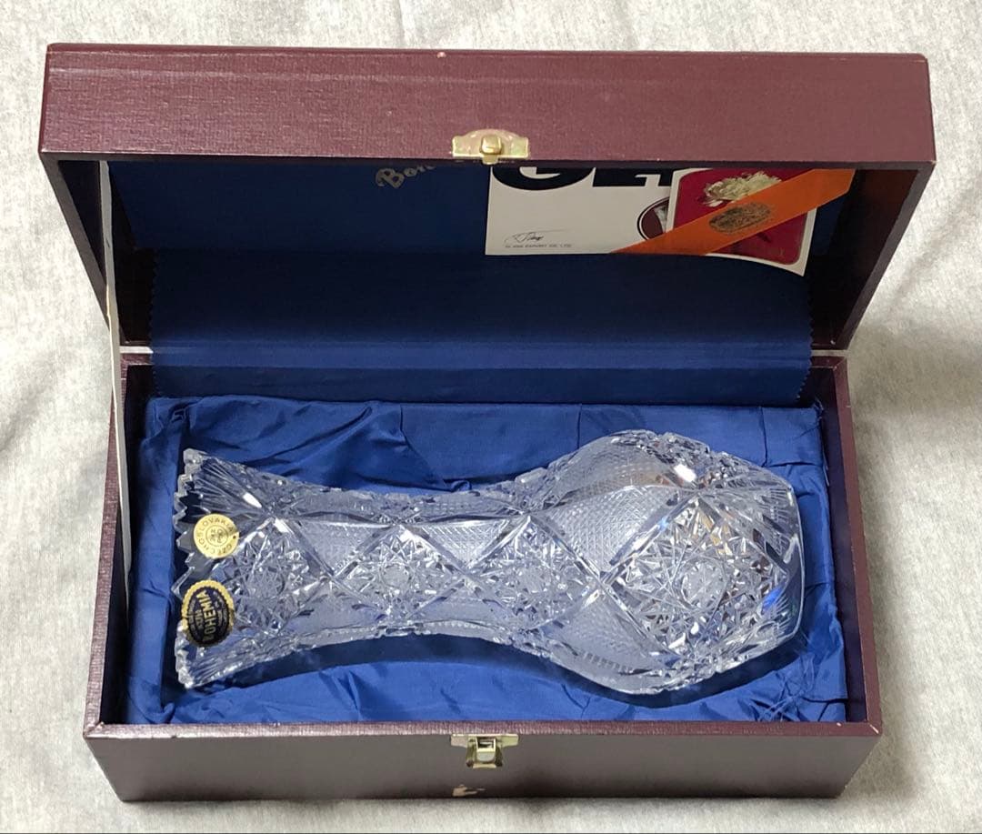 [未使用] ボヘミアクリスタル 花瓶 ヴィンテージ ハンドカット 正規輸入品