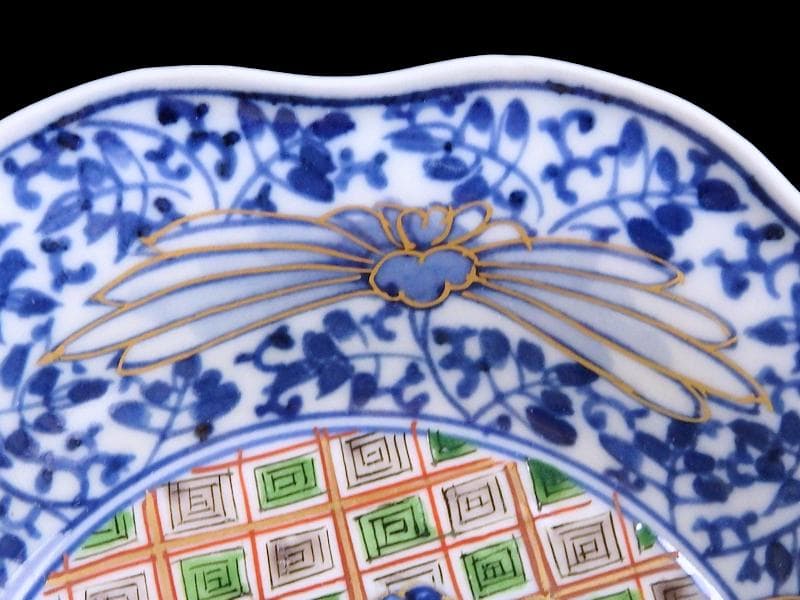 大聖寺伊万里　　微塵唐草に菊の図　小振輪花膾皿　４客　F498AS-fbvi