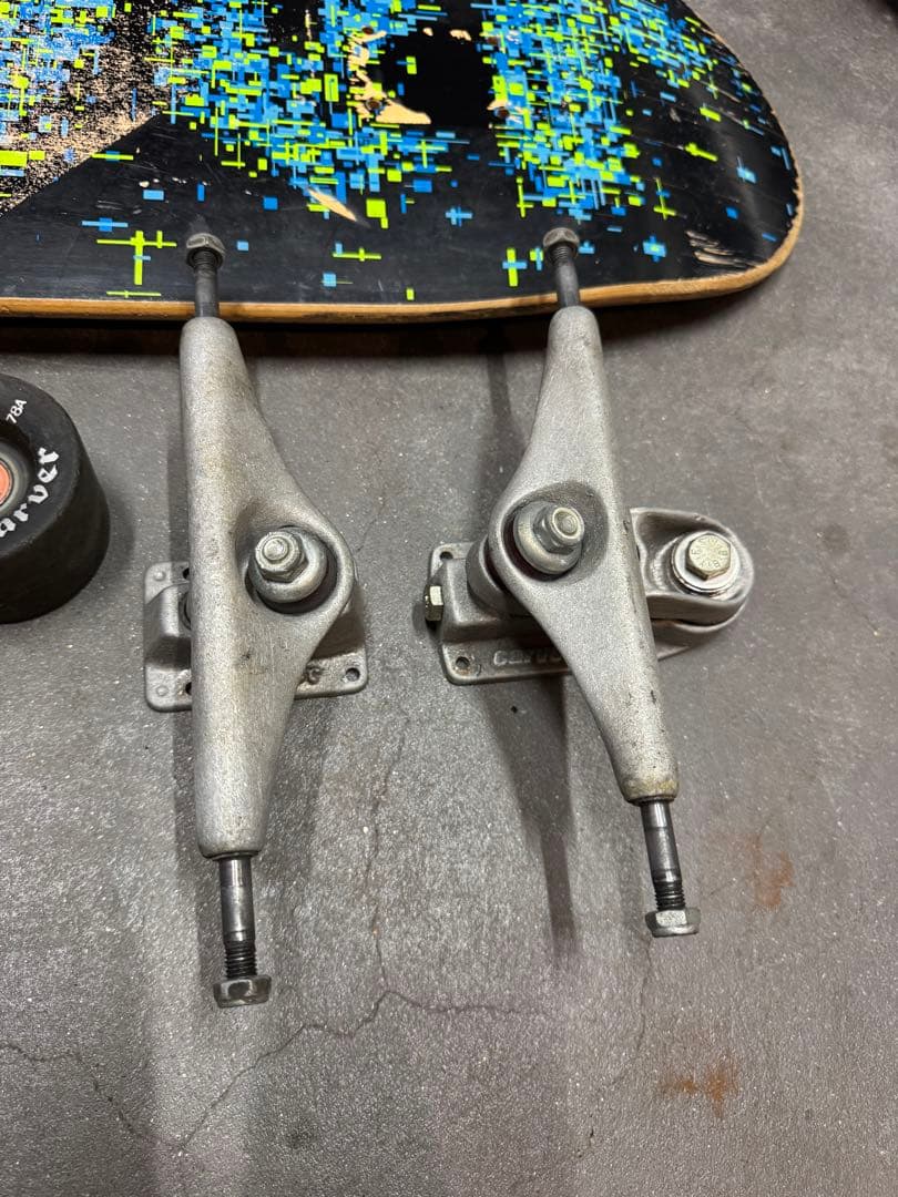 スケートボード Carver カーバー　C7トラック