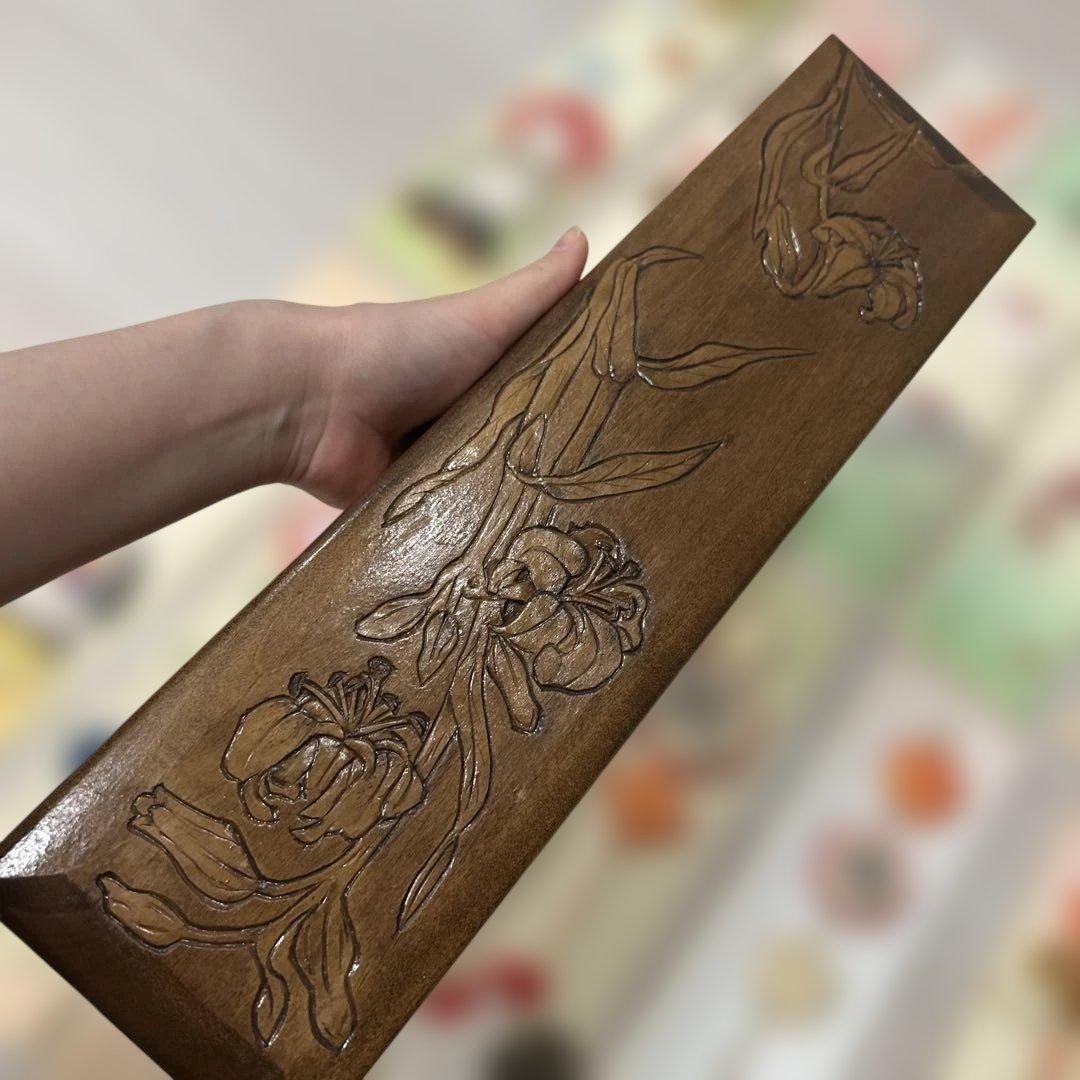 木彫と刺繍の干支短冊掛　個人作家一点物（共箱）