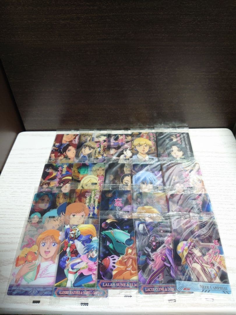 ガンダムヒロインズ ウエハースチョコ 機動戦士ガンダムシリーズ