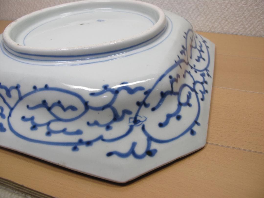 古伊万里　染付け窓絵　草花柄縁　角皿　アンティーク　大皿　盛り皿