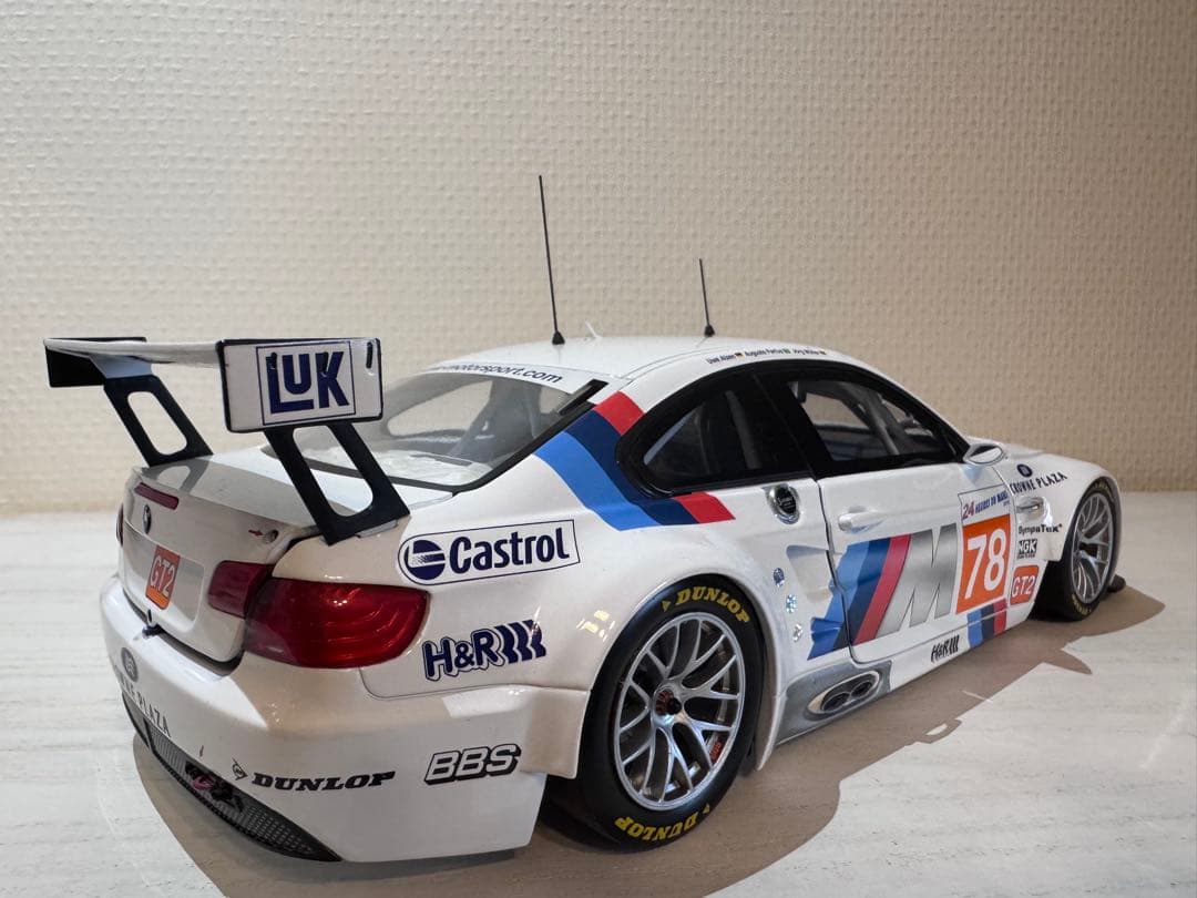 MINICHAMPS  M3 GT2 2010年モデル