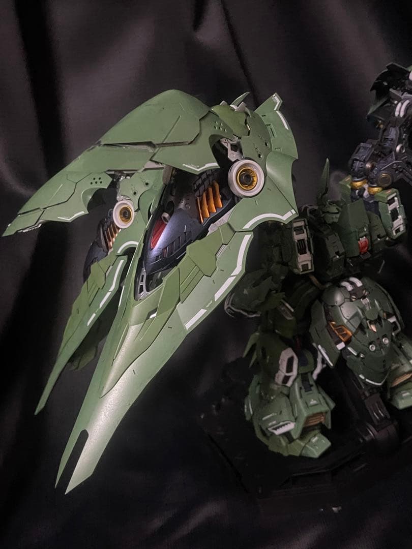 アクシズ社　オシリスエリアル　ドミネーター　MGクシャトリヤ　完成品　中華　海外