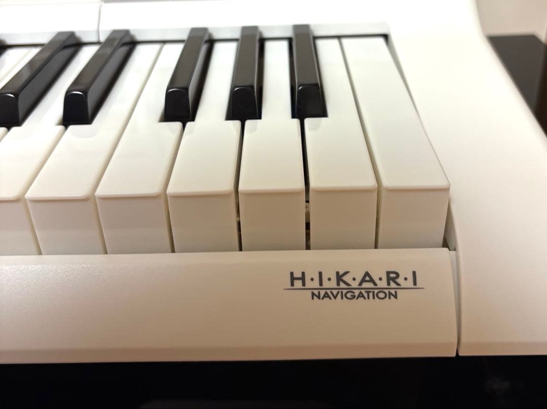 【極美品】カシオ CASIO 光ナビゲーション キーボード LK-516 楽譜付